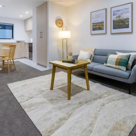 10 Salisbury Cosy 2-Bed Retreat别墅